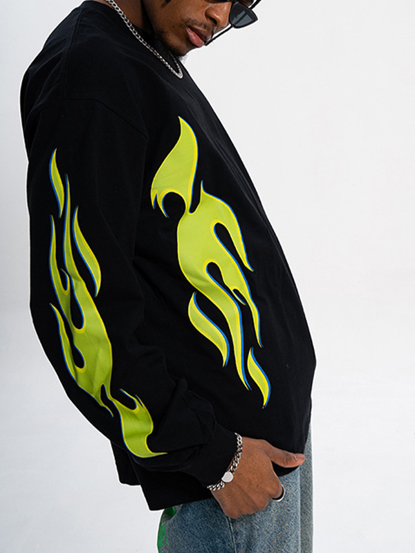 Camiseta de manga larga con estampado de llamas verde luminoso para hombre
