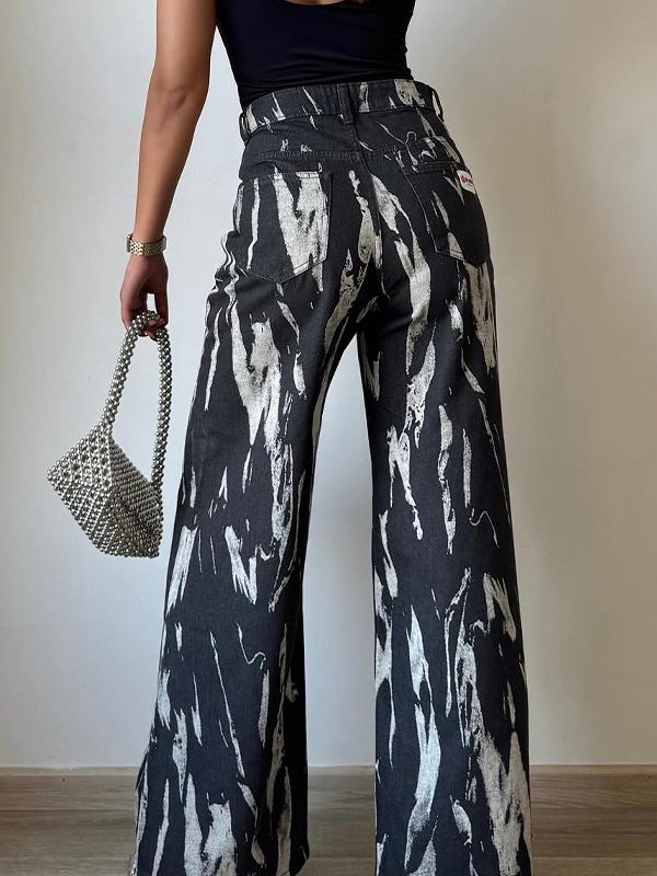 Vaqueros boyfriend con efecto tie-dye, rectos y holgados