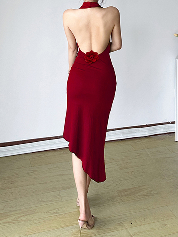 Vestido largo con collar de flores